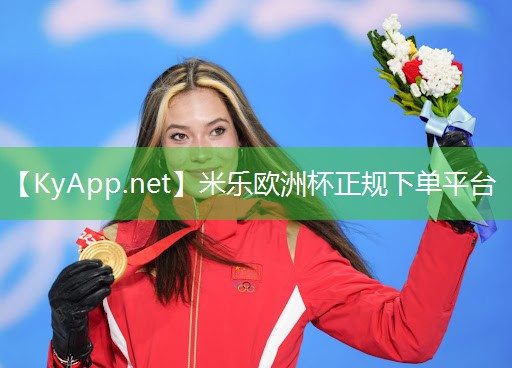 健身房什么器材练臀部